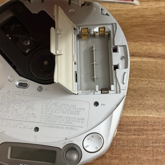 SONY Walkman Discman Model D-NE510 Atrac3 Plus Portable CD MP3 Tested READ!! - Picture 8 of 12